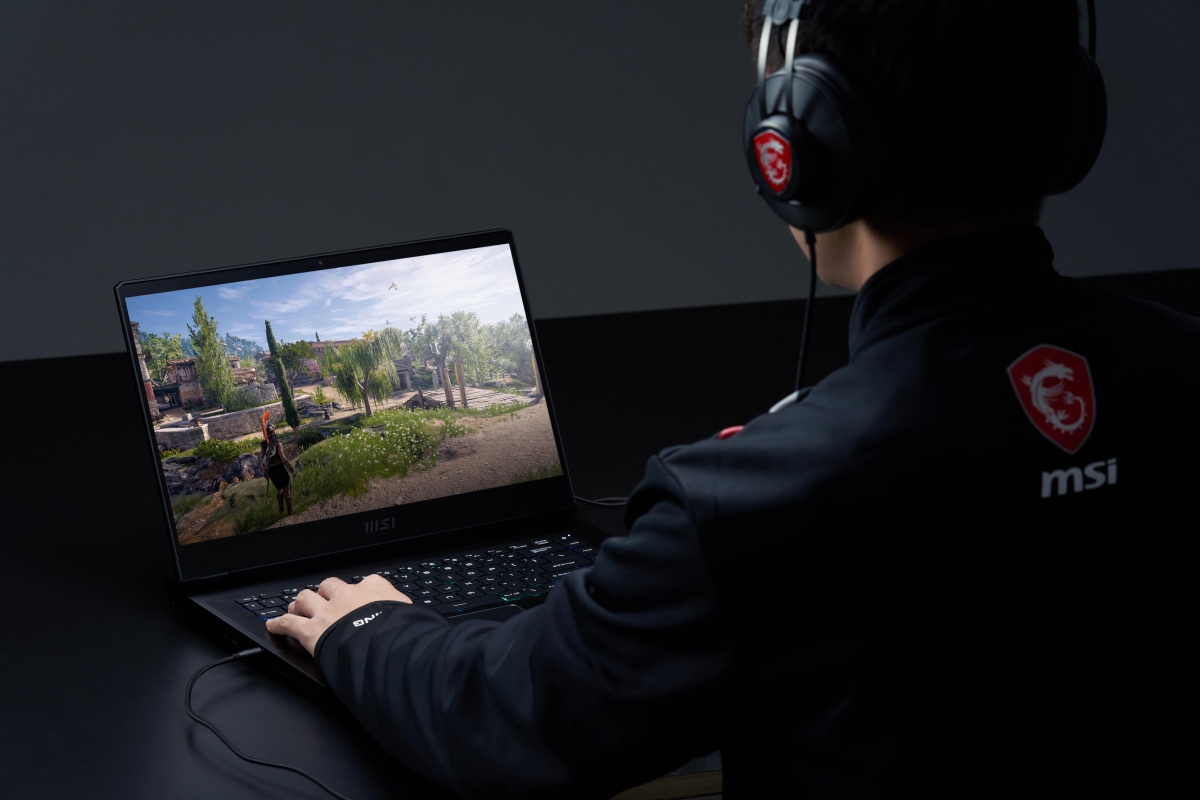 GP76/GP66 Leopard的黑魂低调外观、STEELSERIES单键RGB全彩背光电竞键盘也令人惊艳。