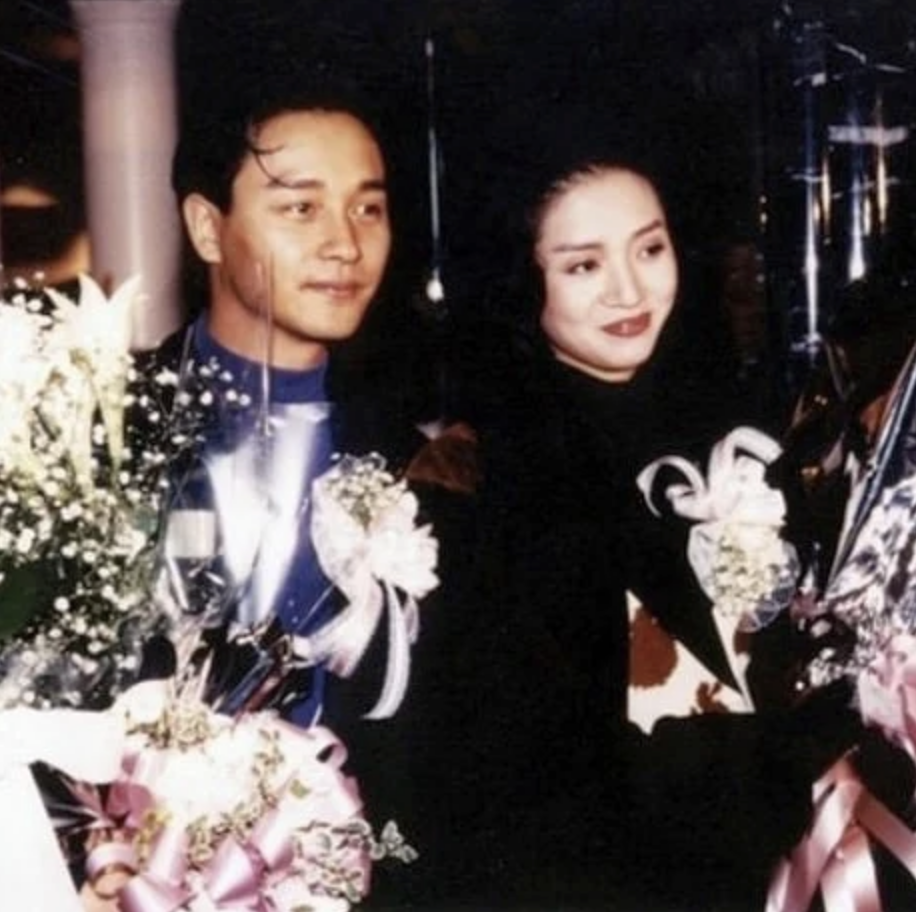 张国荣和梅艳芳彼此的演唱会上,一定都会有对方的身影。