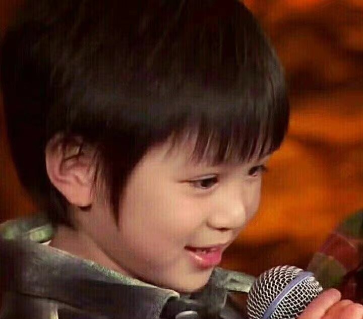 魔童不知道爸妈是演员,曾在学校摆乌龙、被老师要求见家长?