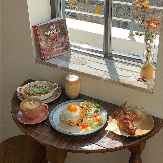 不吃早餐的习惯除了对身体不好，还会影响我们的思考和集中力，导致工作效率下降。