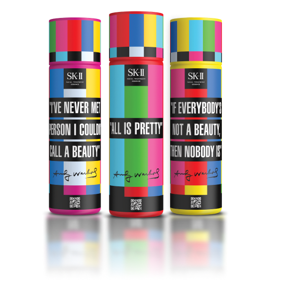 SK-II「神仙水」中蕴含了Pitera酵母萃取，可有效调节肌肤pH值和皮脂状态、强健肌肤屏障以抵御外界刺激，并且促进皮肤和毛孔新陈代谢。