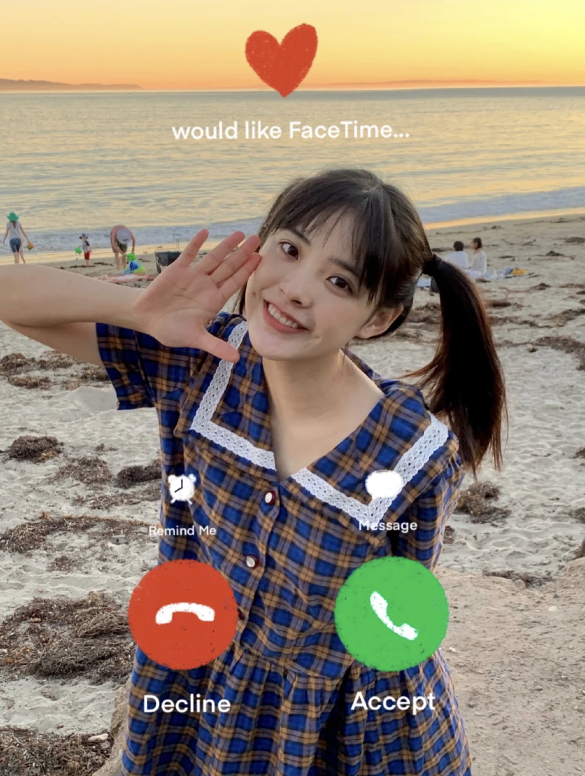 看起来非常真实的视频通话界面特效,有着可爱的红色小爱心