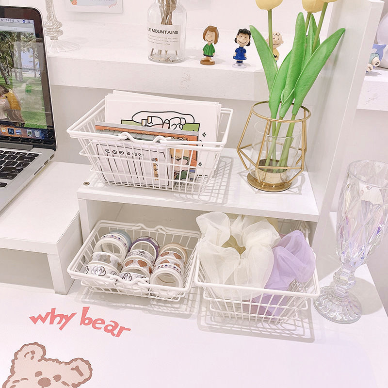 简约又好看的迷你篮子设计,可以用来放置手账贴纸、化妆品和护肤品之类的