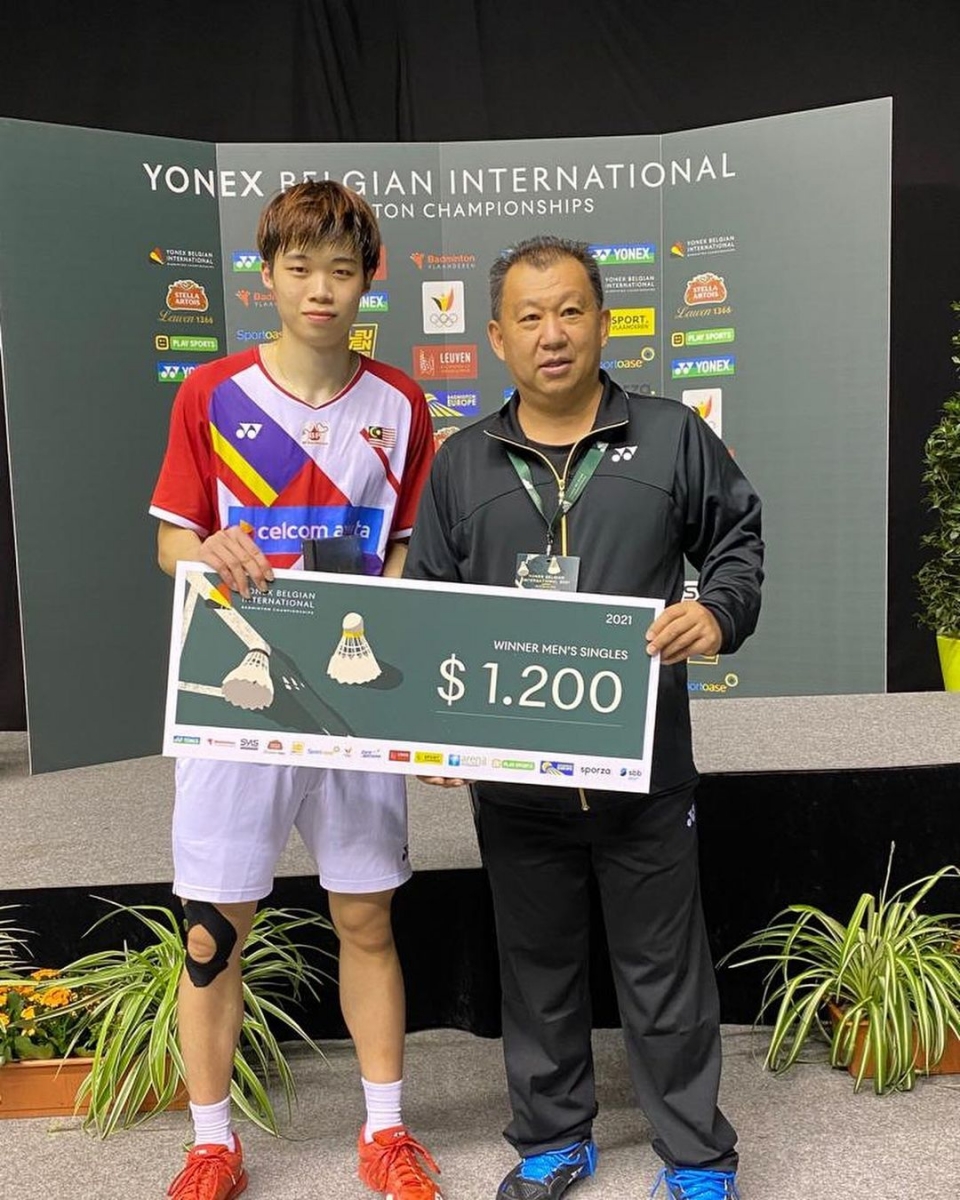 虽然现在说他有潜力成为世界冠军还稍微过早,但随着他在捷克赛和比利时赛的出色表现,相信接下来若是更努力,不久后世界排名有望放眼跻身前 30。要是世界排名提升了,黄智勇就有机会参加更高级别比赛来累积比赛经验,从而提升自己的球技和战术。