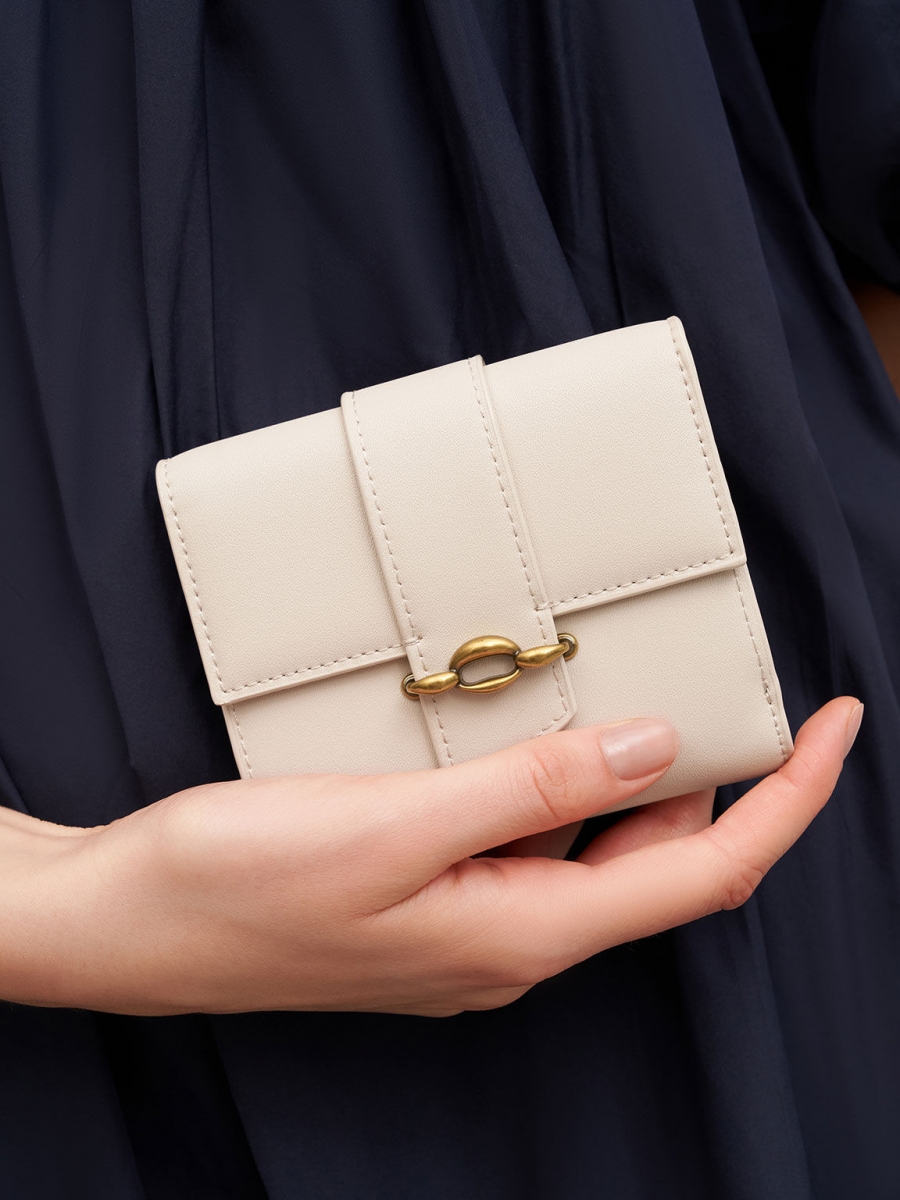 小 CK 必买钱包 Bell Buckle Strap Short Wallet