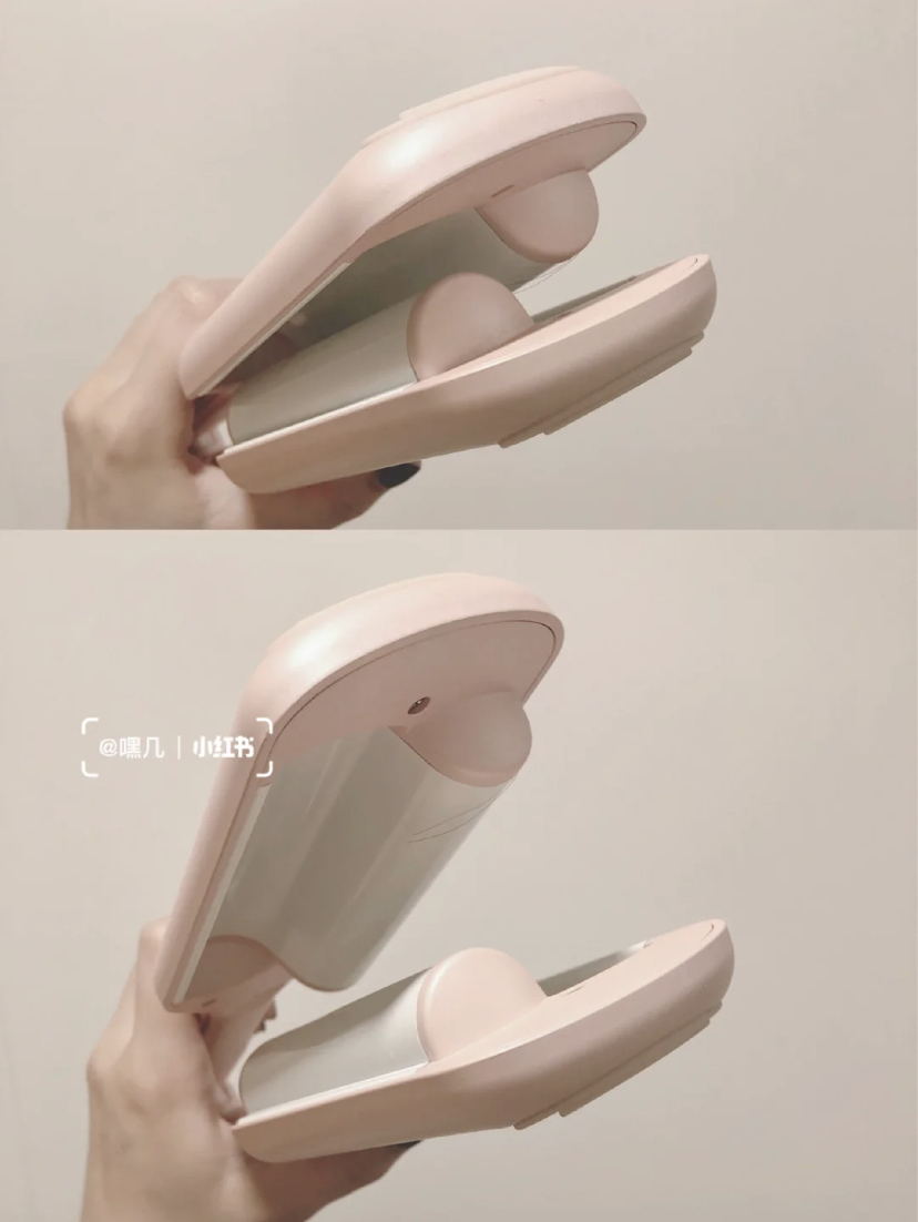 拥有带有弧度的设计轻轻一夹，就可以打造出韩系泡面头，让发量看起来变多！