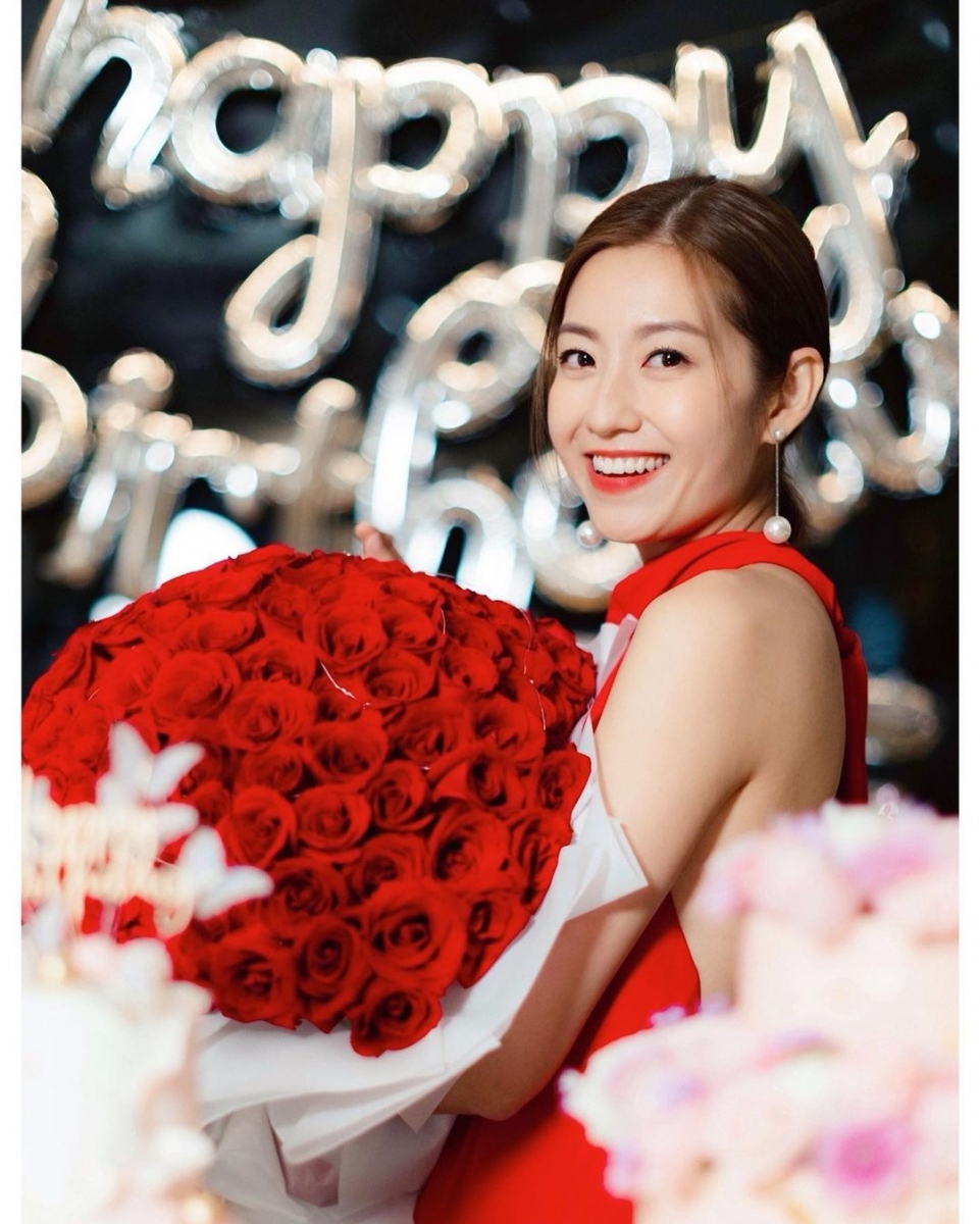 王浩信和陈自瑶频频传出离婚的消息~最近却有媒体传出夫妻俩已经和好的喜讯,让一票粉丝雀跃不已。