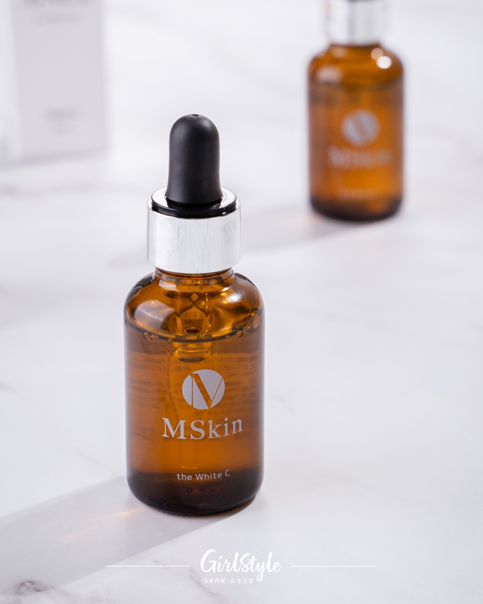 女孩们从现在起彻底改掉「美白误区」NG 行为,再选用 MSkin the White C 美白精华安全高效美白好物,从根源上轻松去除黑斑泛红,黑黄皮逆袭成白富美养出白嫩润泽肌不是梦!