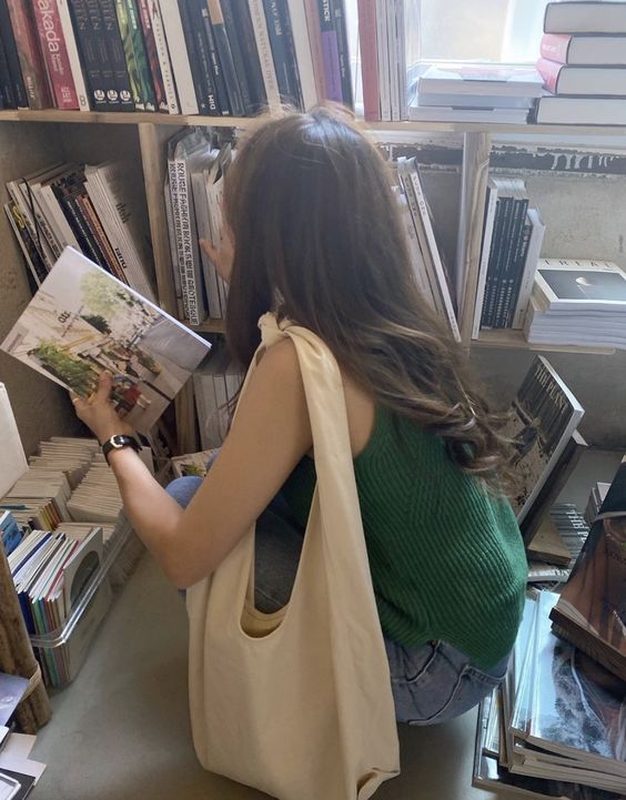 想要背起重要的笔记和题目，一定要多阅读几遍让自己已经足以了解，以及熟悉明白当中的意思