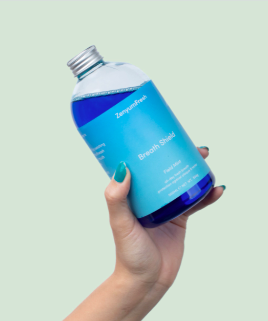 ZenyumFresh™ Breath Shield 漱口水只需要漱30秒就能收获超级清新、满满薄荷香调的干净口腔,还能舒缓口腔牙龈不适,以及防护牙齿免受牙菌斑和牙垢侵袭。