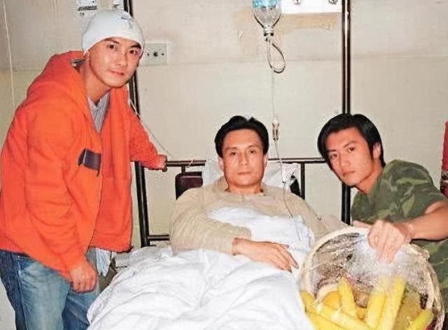 伤人事件事件虽以张卫健和谢霆锋向王伯昭公开道歉划下句点,但事后张、谢二人均遭封杀。