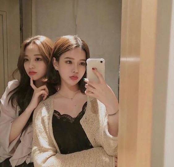 尽量少用这类简短的语气词,因为这会很容易让别人认为你在敷衍他。