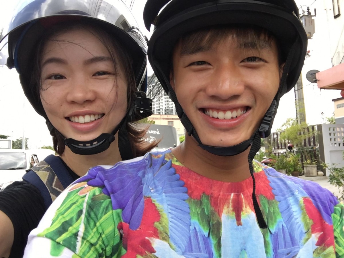 正式结为夫妻后的第一个活动就是去度蜜月啦~目前两人已经想好可能会环游马来西亚半岛或去日本度蜜月。