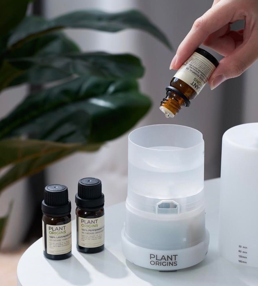 给挚爱送上超暖心的加湿器+香薰精油套装，疗愈身心灵。