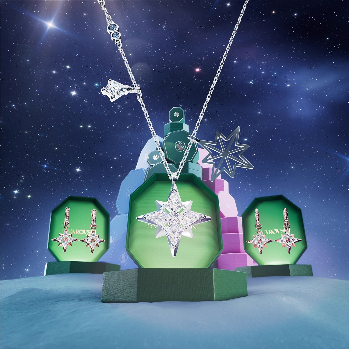 在欢悦的节日期间、平凡的日常中，Swarovski伴你闪耀自信光芒。