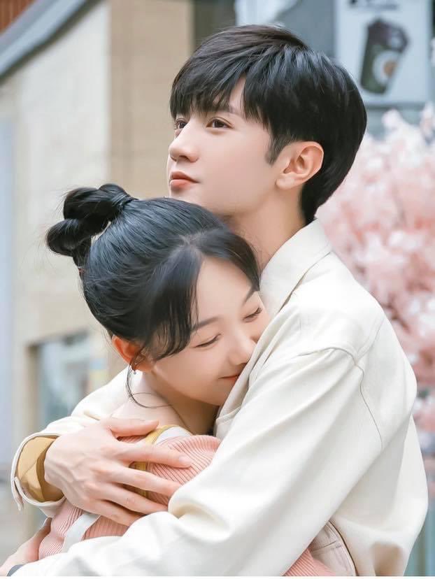 2021陆剧男主人设天花板 TOP 8 ：《暗格里的秘密》周斯越（陈哲远 饰）