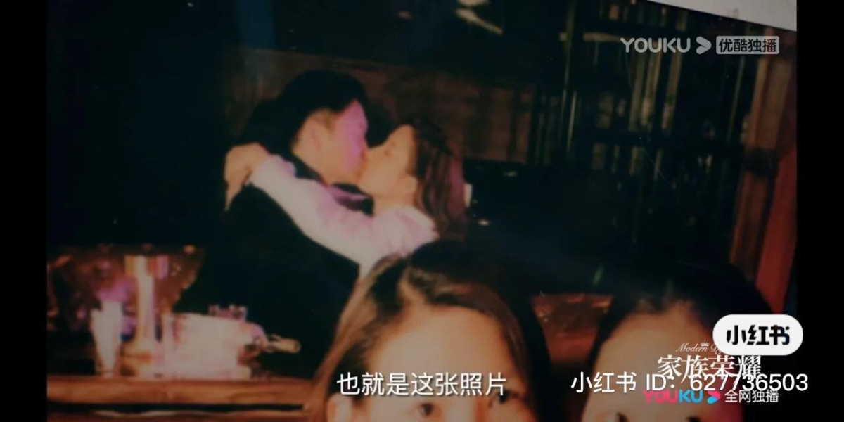 不但让他发现她和张智霖在结婚前那个礼拜有过亲热的行为