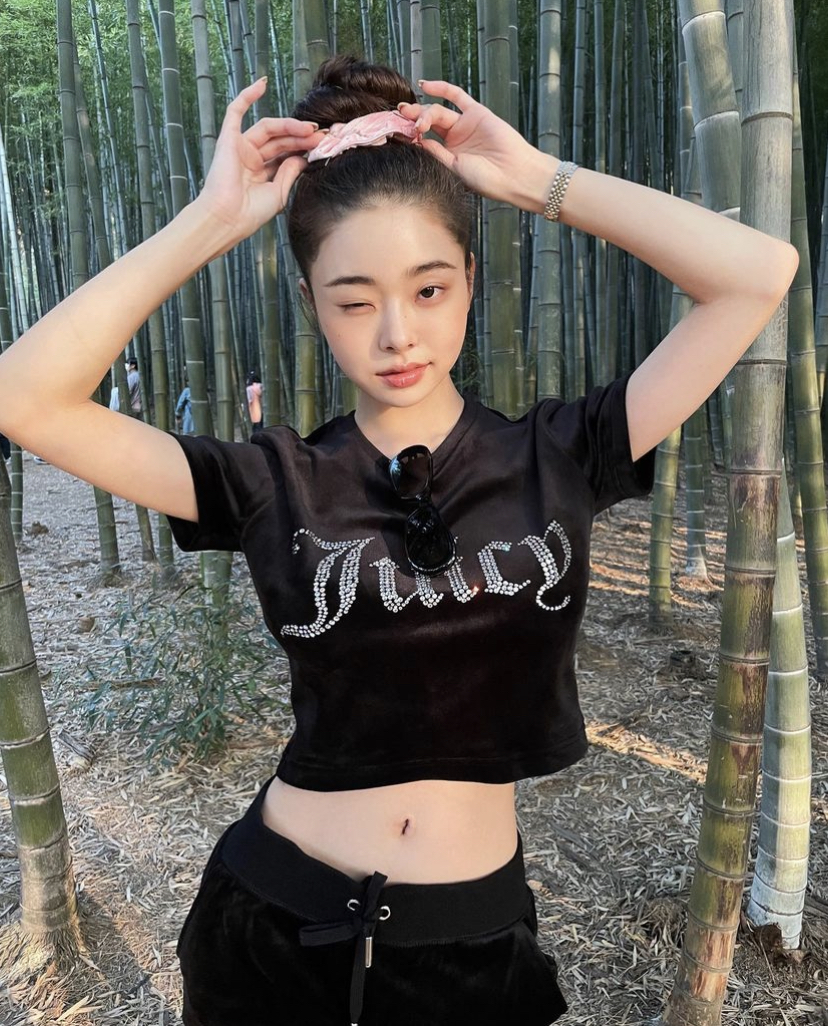 生活中随时保持腹部用力，可以养成用力吸住肚子的习惯有效帮助瘦腹部哦！