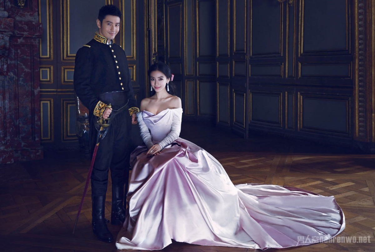 为了实现Angelababy的梦想中的城堡婚礼，黄晓明把现场布置地宛如城堡般富丽堂皇