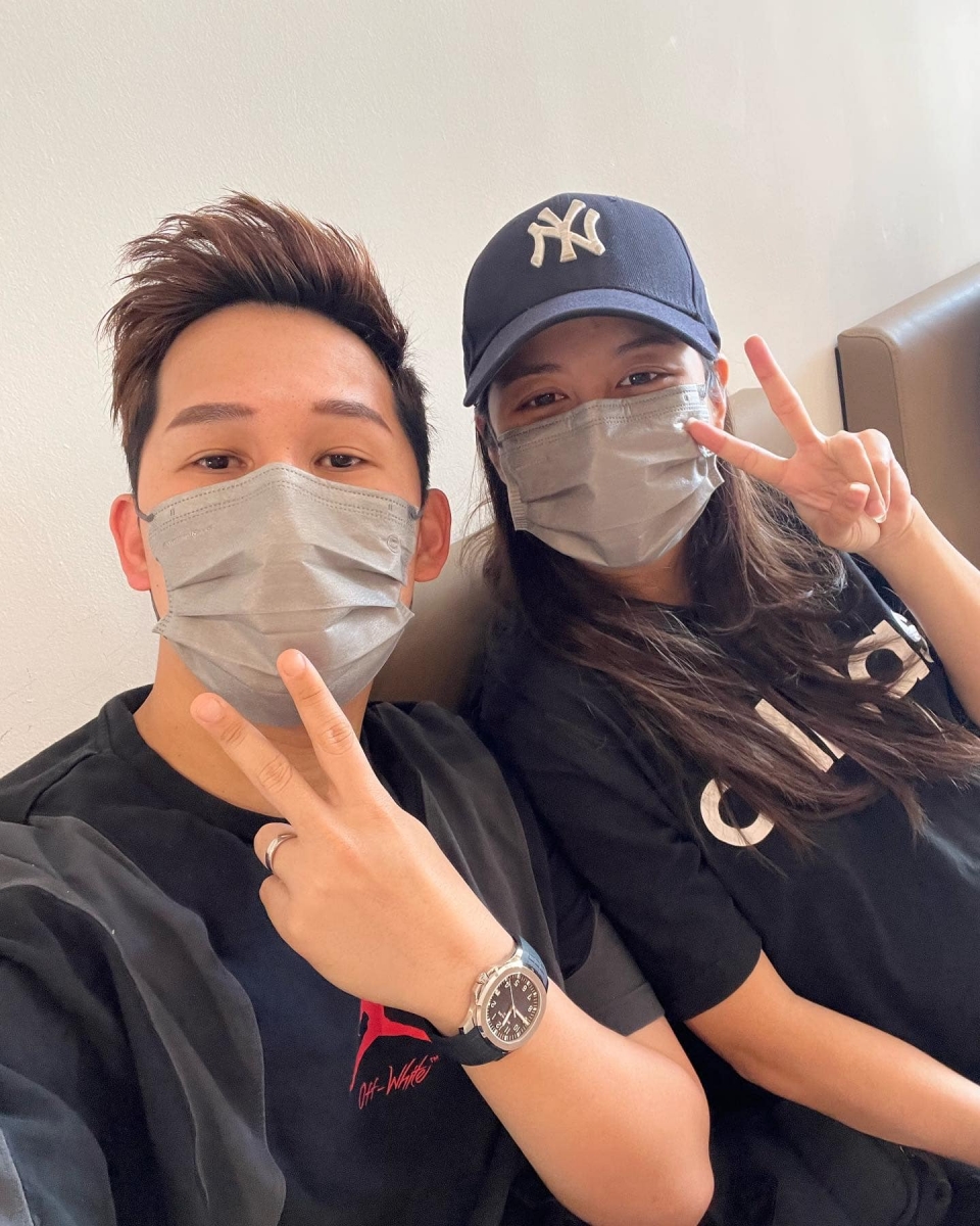 Jeff也不忘询问大家觉得梁马路会像爸爸还是妈妈?