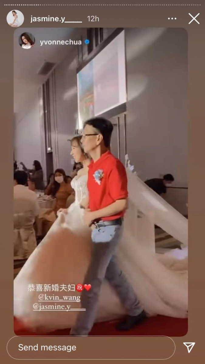 来到婚宴的环节,是由 Musang King 两位主持人一起携手主持。