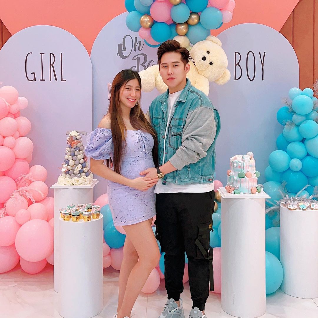 被问到「为什么孩子的小名取为梁马路」？夫妻俩也说「其实没有什么特别的意思~爸爸姓梁，那时候就随便叫大家讲一个习惯的俗语，就是直接叫梁马路」。