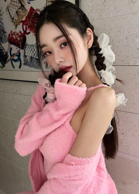 但如今却又传来坏消息,综艺节目《全知干预视角》方面,最终也决定将宋智雅出演的部分全部删除!