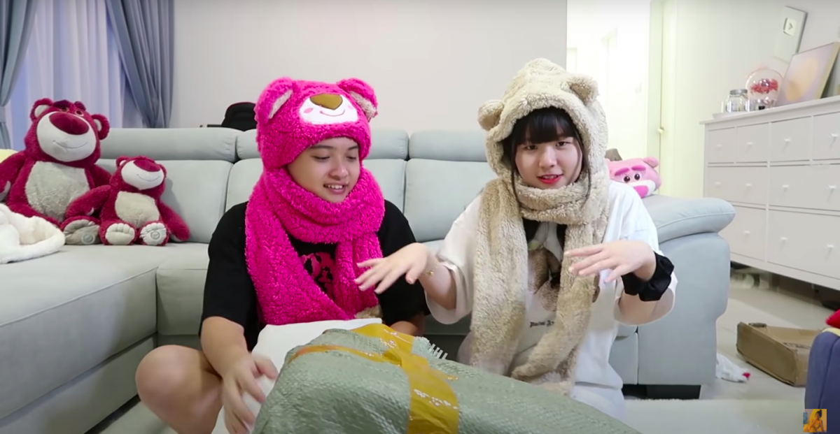 还有她的最爱草莓熊～超可爱的