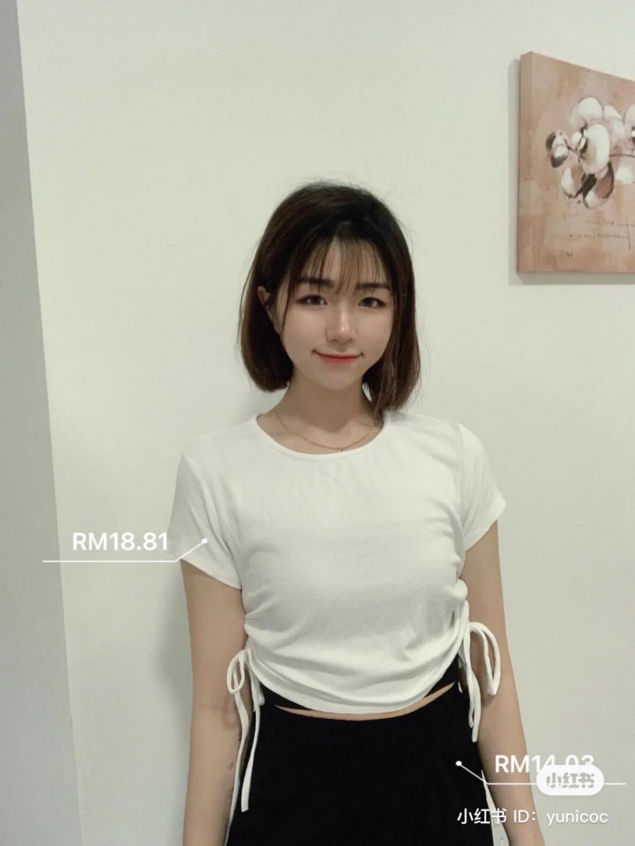 抽绳上衣一件才不到 RM 20 !布料一点都不透,衣服触感也非常舒服不扎肤,小资入手也能 GET 酷炫性感日常穿搭。