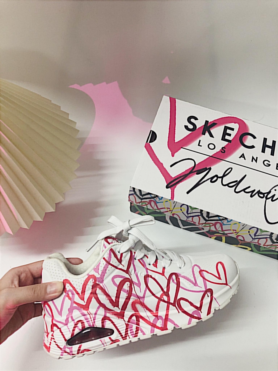 Skechers X JGoldcrown 爱心手绘潮鞋