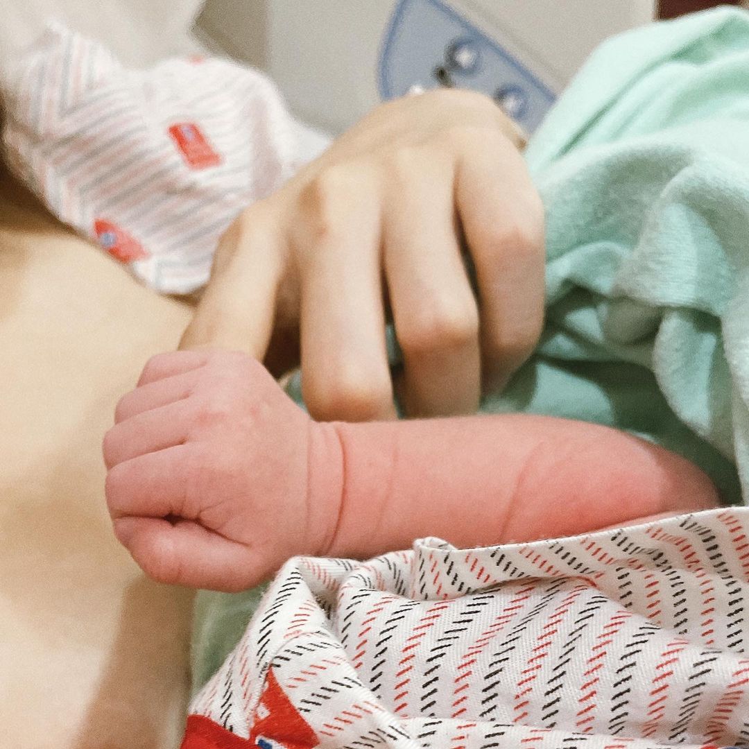 都说母爱是最伟大的,为了孕育生命,承受太多太多了~辛苦了!❤️