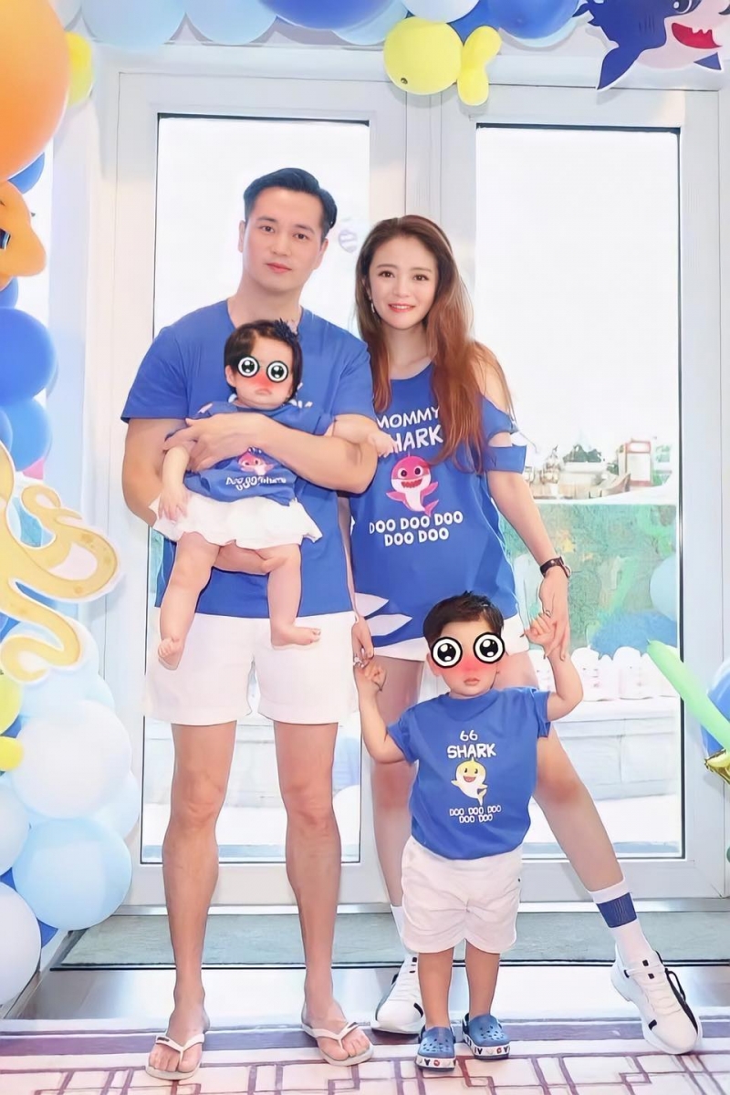 不管怎么样,希望安以轩可以振作起来,调整心情好好把孩子抚养长大,一起等到一家团聚那一天。