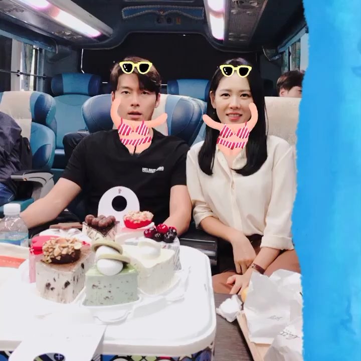 孙艺珍就算拉着他一起拍一堆“充满可爱特效”的照片或影片,他都绝对不会Say No!