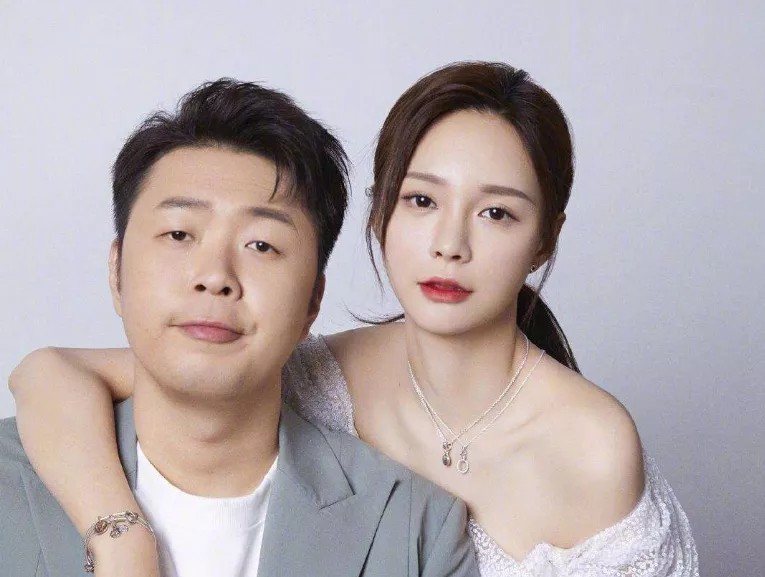 这大概就是爱情最美的样子,我们相互欣赏,彼此成就,活成最好的自己