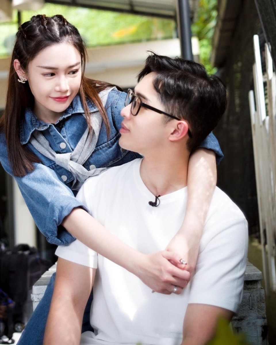 达达和 Diorlynn 虽然是姐弟恋,但年龄的差距完全没有影响心的距离