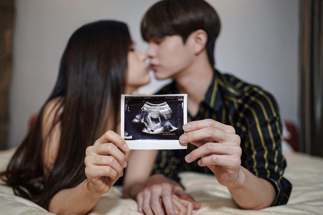 「对我来说,年龄不是问题。而是彼此有没有足够的了解和信任。虽然次序乱了,但我还是会把它做好。」