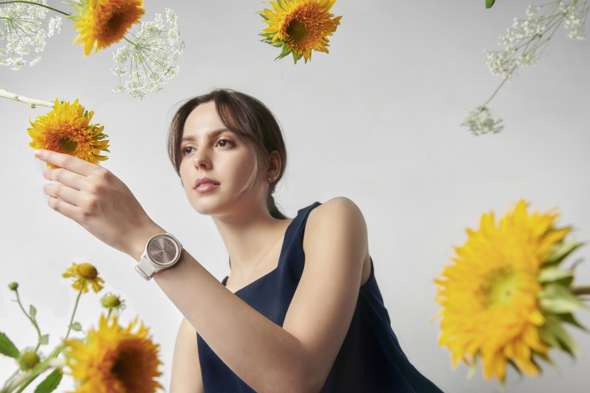 Garmin vívomove Sport化身女生最贴心的闺蜜