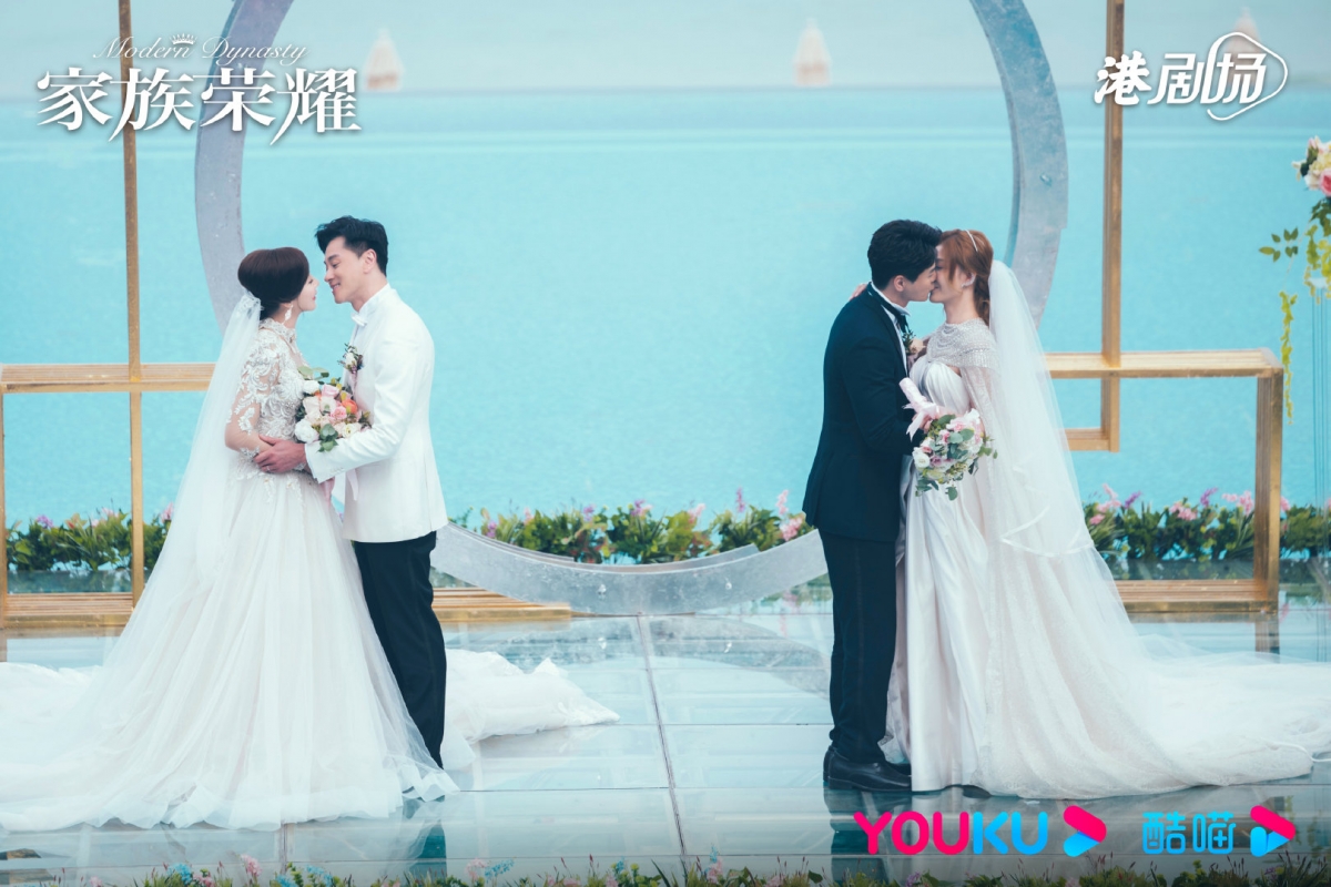 不过在第一季《家族荣耀》中，身为现实夫妻的他们在剧中反而是饰演叔嫂关系～