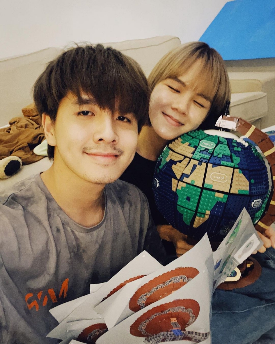 常勇也乐观表示要先安排这几天隔离期要在家做些什么，还不忘提醒在这个时刻大家都要好好照顾自己。