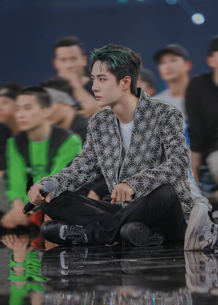 网传出了拟邀队长名单，当中就有曾参担任两季队长的王一博！