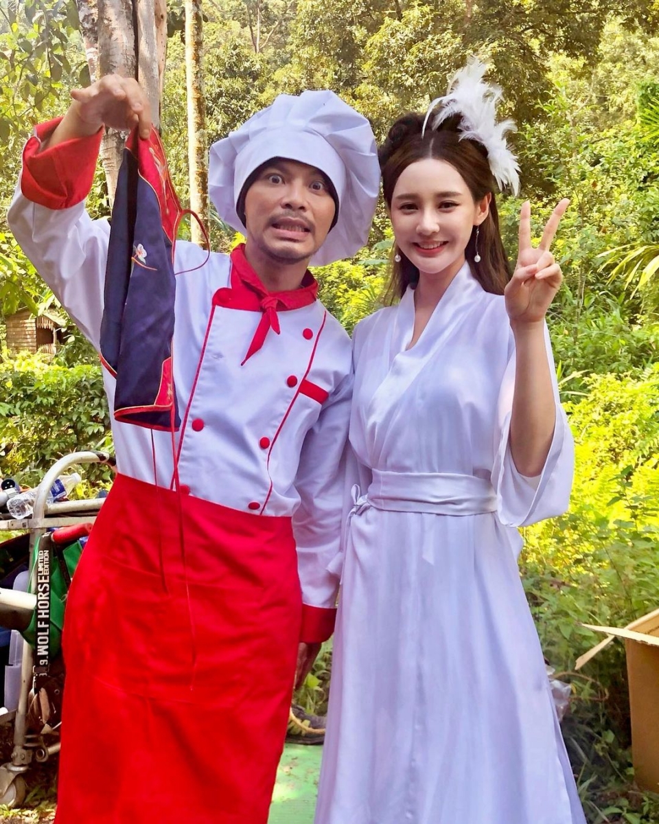 仙气十足的造型也被网大赞女神超美!