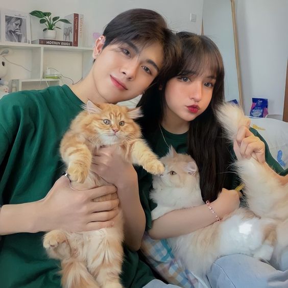 如果在他身上有自己不喜欢的缺点，应该先和对方说出自己的看法，并且给他时间为自己改变。如果一昧的去强迫对方为自己改变，这会导致感情之中失衡。