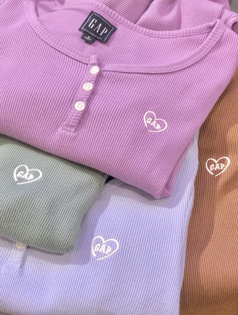 这次的新款一共有6个色号选择,超推荐大家选芋泥紫和淡绿色款,上身效果真的非常显气质哦~