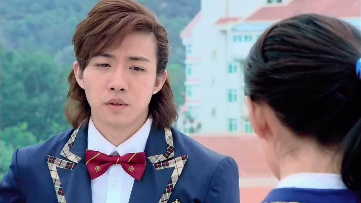 2009年播出的《一起来看流星雨》里俞灏明饰演的端木磊(花泽类)。