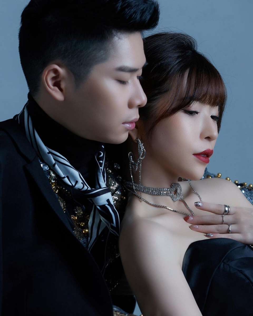 「应该是我们没看过男生,几乎我们学校的女生都觉得他很帅」~