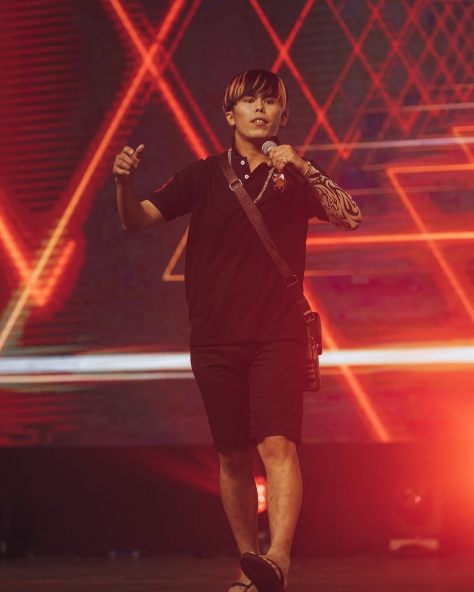 正所谓，音乐不分国界不分民族更加不分语言～