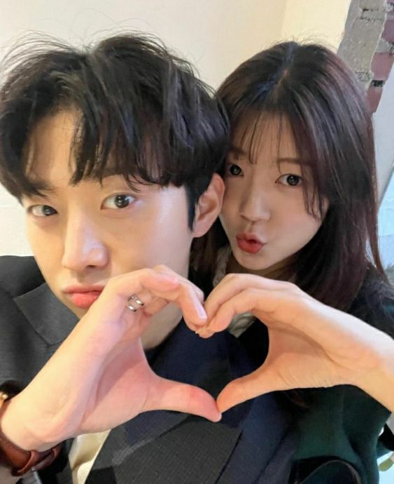 不要总是让另一半去猜出你内心中的想法，有时候应该直接说出让对方更懂你。