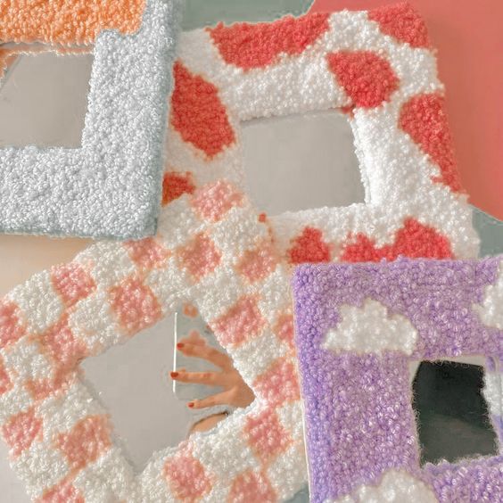 等大家确定自己喜欢并且上手了后,再决定到Tufting体验店尝试机械Tufting也不迟哦!现在就先自己宅家DIY小小的手工品,为沉闷的生活增添多一点不同的乐趣吧~