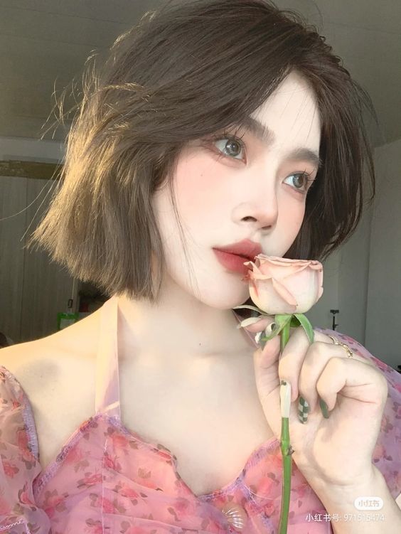 因为你过于了解人际关系上的复杂,所以从小就个性独立,并且很善于为自己做出判断和决定。所以即使在与对象恋爱,也会很希望可以拥有自己的私人空间,一段自由不被束缚的恋爱最适合你。