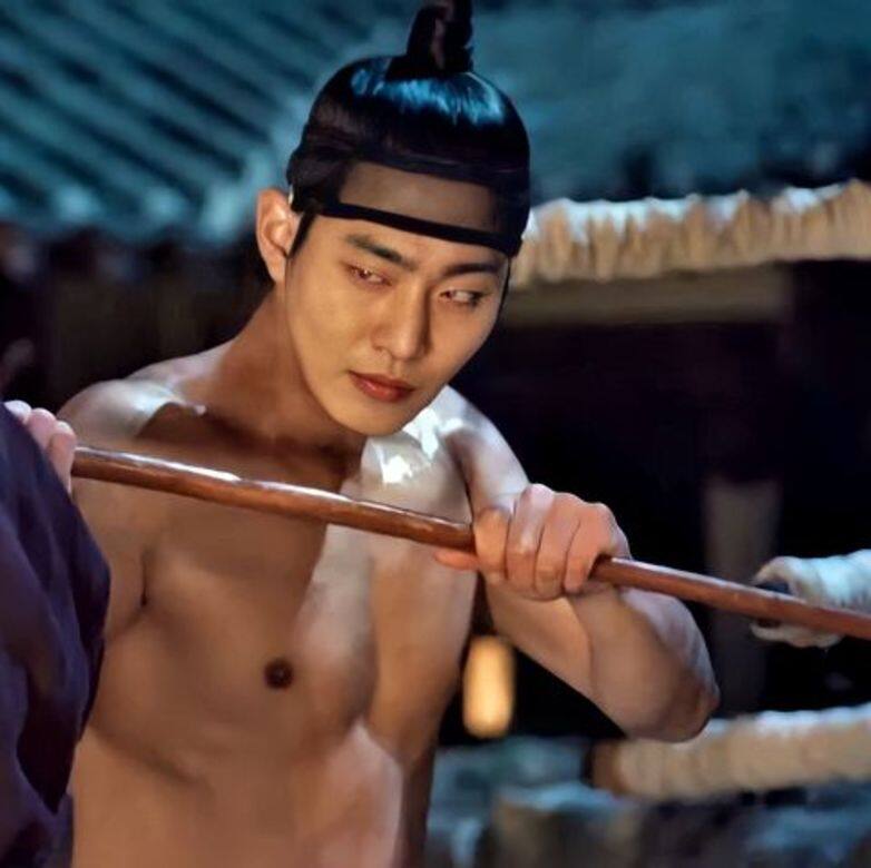 为了拍戏增肥自己除了透过健身锻炼身体,还去学武术
